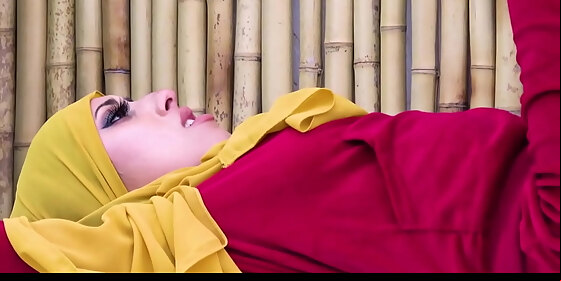 pervarab arab teen wife kira perez cheats with her personal trainer with hijab on