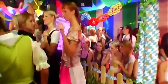 dirty dancing with lusty sweethearts