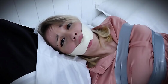 multiple bondage clips