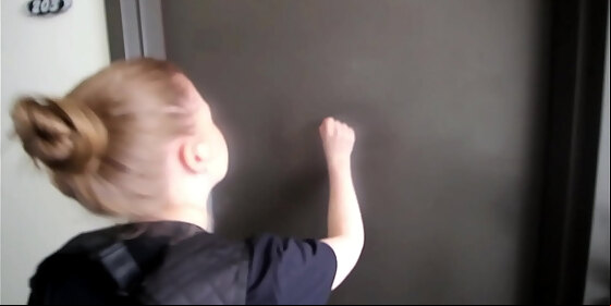 whitegirlcops com how many kilos is that blonde and redhead milf cops fuck local hustler and rob the traphouse ft alice merchesi mi