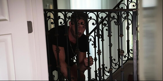peeping on girlfriends wild sis