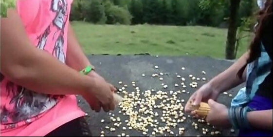 popcorn crushing duo fetish obsession