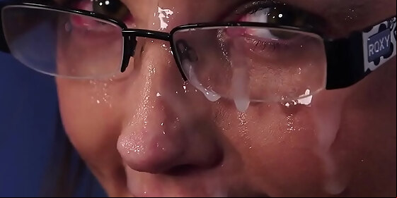 slutty bombshell gets cum shot on her face sucking all the ejaculate