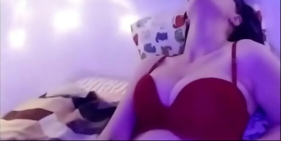masturbates and cums from the hitachi vibrator