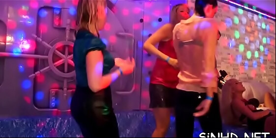 non stop pleasuring for wet slits