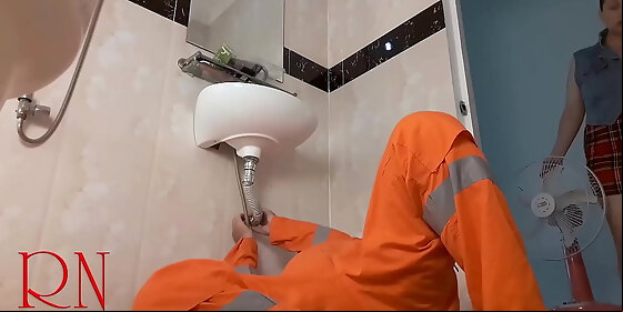 housewife without panties seduces plumber s1